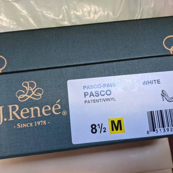 EUC J. Rene Pasco heel pumps patent/vinyl white 8.5M - Picture 5 of 7